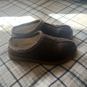 ugg brown tasmans